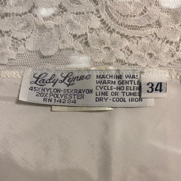 Vintage Lady Lynne white Lace Full Slip Dress Size M  Nylon Lingerie Pinup Style - Picture 8 of 8